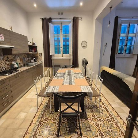 Spacious 4-Bedrooms Townhouse In Tas-Sliema Exterior foto