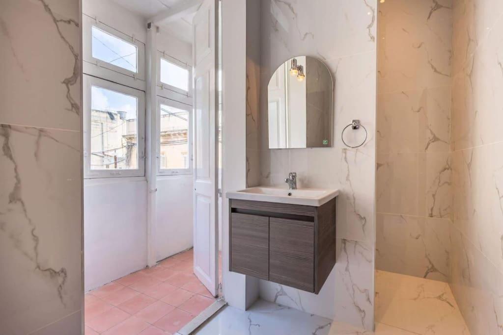 Spacious 4-Bedrooms Townhouse In Tas-Sliema Exterior foto